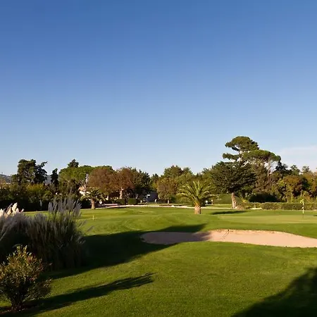 Lou Gecko بيت للعطل *